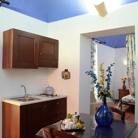 La Paranza Apartment *