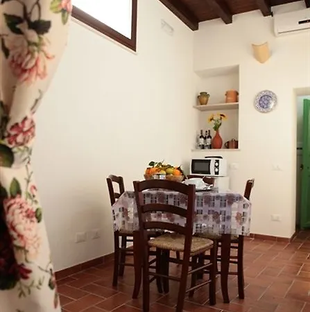 La Paranza Apartment *