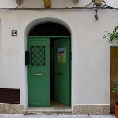 Apartment La Paranza *